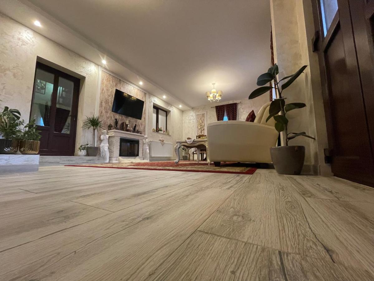 Casa Cu Pitici Guest House Vama  Luaran gambar
